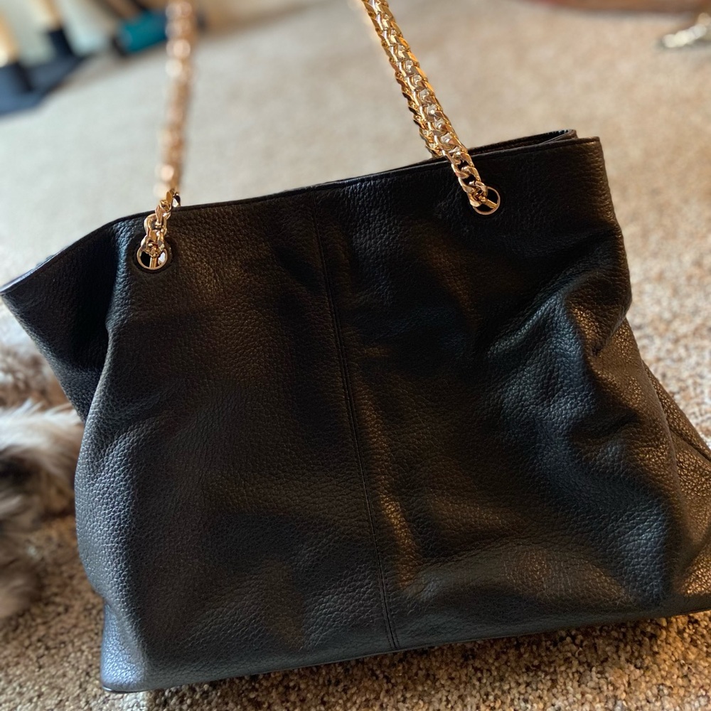 14th & Union black leather shoulder purse